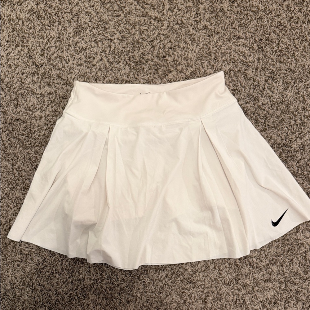 Nike Women's Cream Skater Skirt